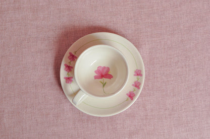 कुमुद Tea Cup & Saucer